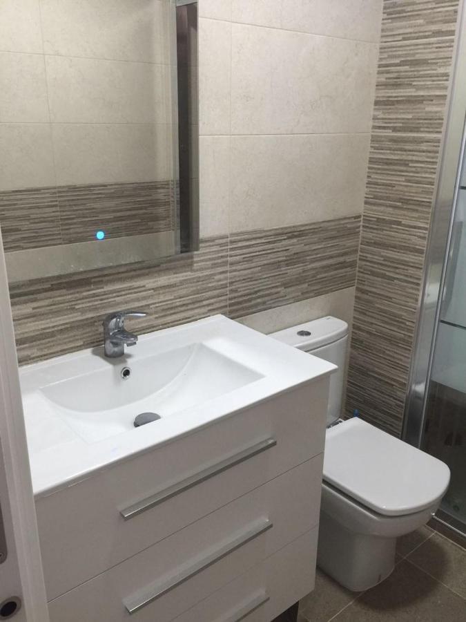 Levante Beachfront Luxury Apartment Бенидорм Екстериор снимка